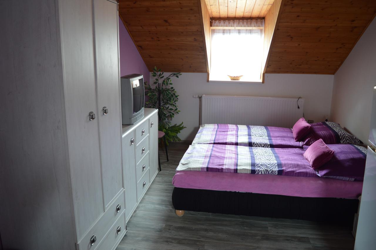 Guest House Hakluv Mlyn Hrabetice  Luaran gambar